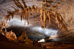 Estudos-sobre-a-formacao-de-cavernas-Caverna-Lapa-Doce