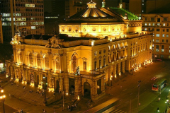 Theatro-Municipal-uma-das-sedes-da-Semana-de-Arte-Moderna-de-1922
